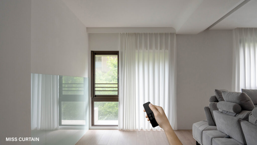 電動窗簾可依需求自由調整光線與隱私
