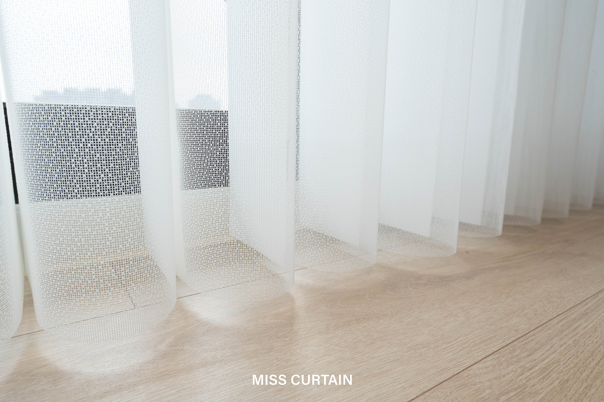 直立穿透簾案例照