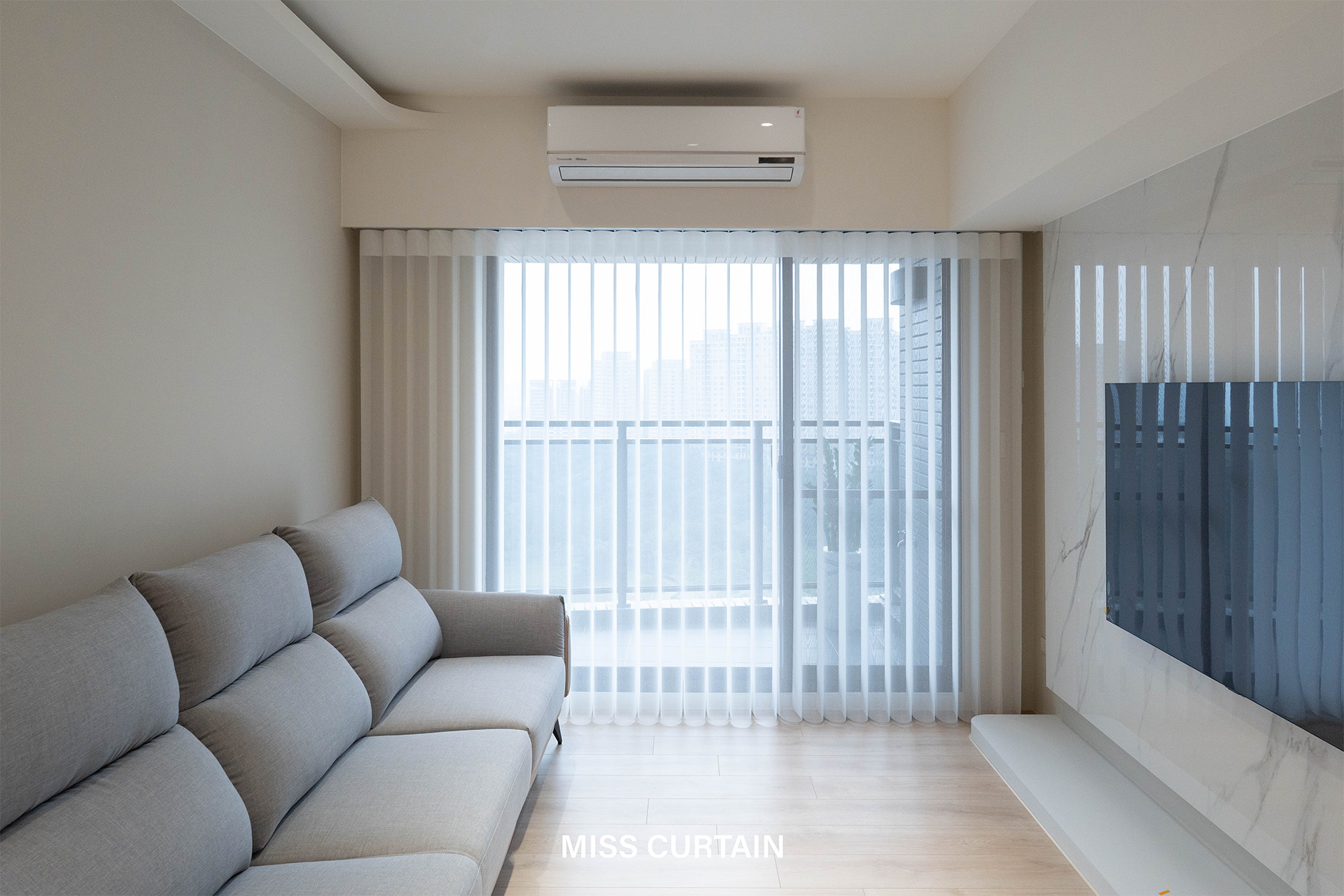 直立穿透簾案例照