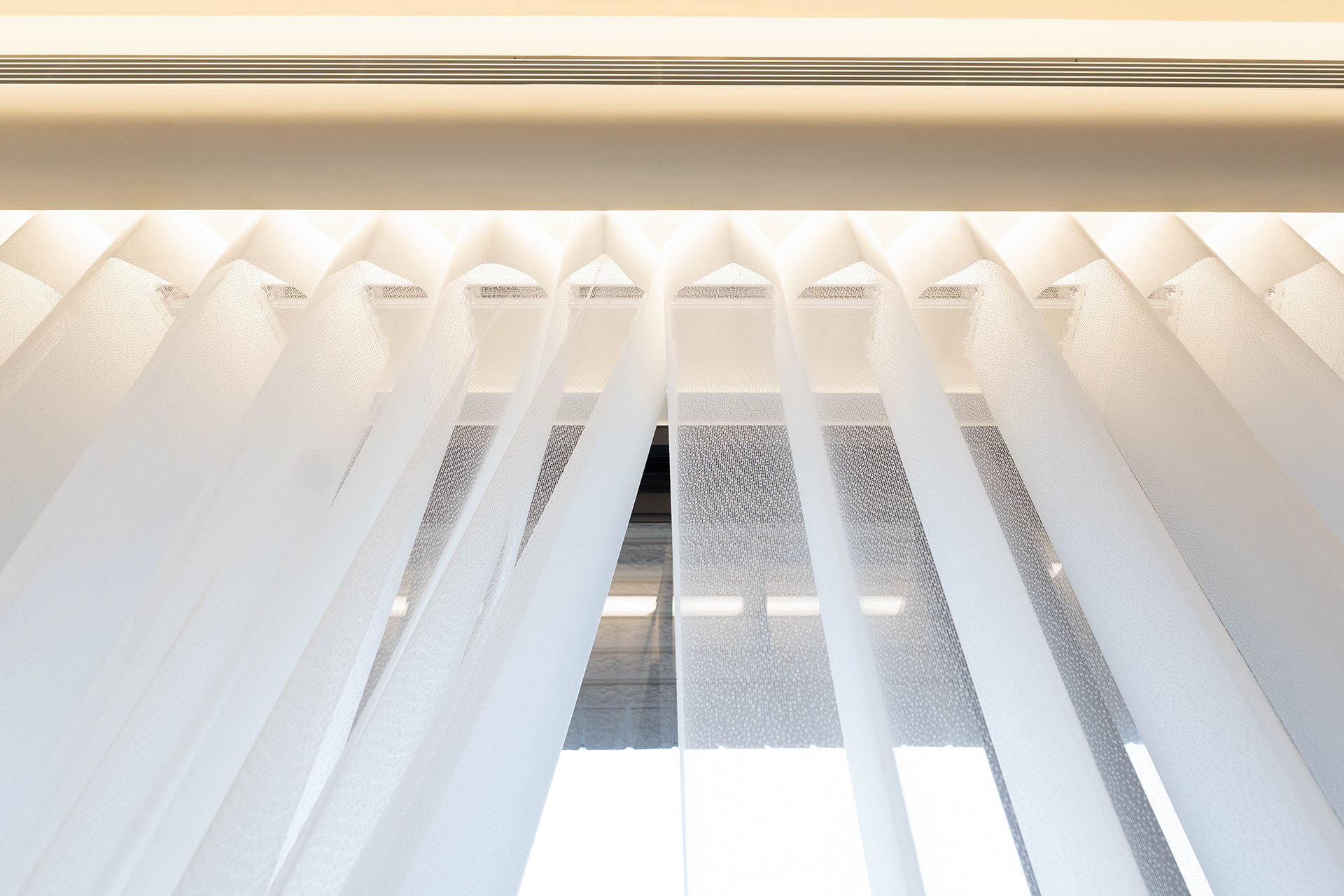 直立柔紗簾夢幻簾穿透簾